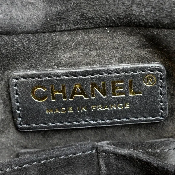 Chanel Black Top Handle Vanity Crossbody Bag with Chanel Strap - Picture 9 of 16